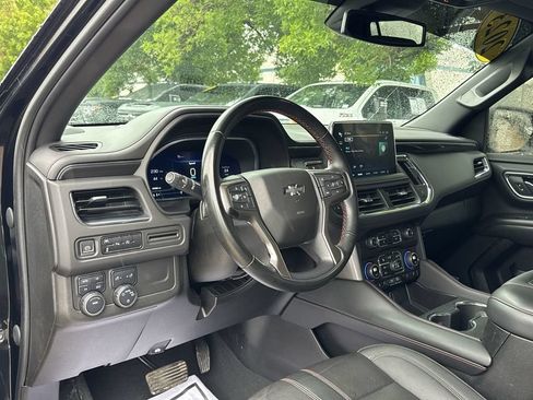 Used 2023 Chevrolet Suburban RST AWD/4WD image 23