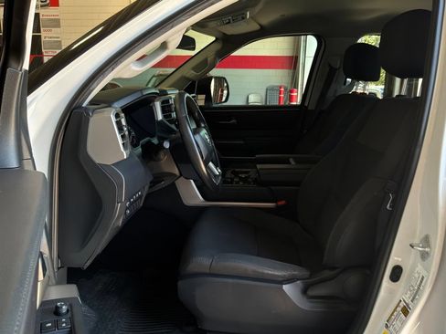 Used 2023 Toyota Tundra SR5 AWD/4WD image 10
