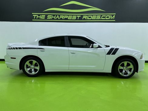 Used 2011 Dodge Charger Rallye RWD image 11