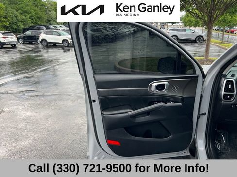 Certified 2022 Kia Sorento SX FWD image 18