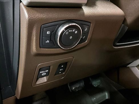 Used 2018 Ford F150 King Ranch w/ Equipment Group 601A Luxury image 33