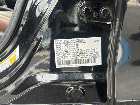 Used 2021 Acura ILX w/ Premium Package image 30