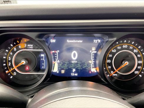 New 2025 Jeep Wrangler Unlimited Rubicon image 19