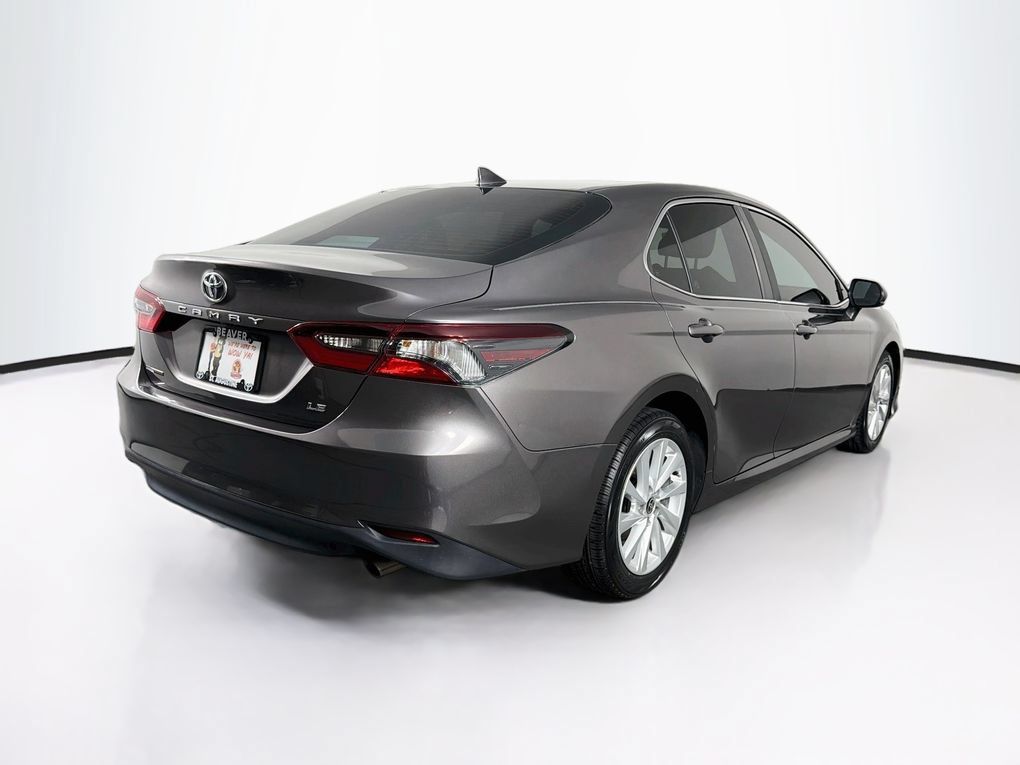 Used 2023 Toyota Camry LE FWD image 10