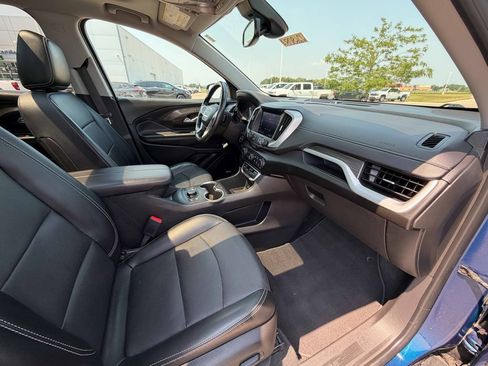Used 2022 GMC Terrain SLT w/ Infotainment Package II AWD/4WD image 23