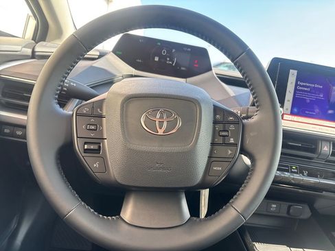 New 2026 Toyota Prius LE image 18