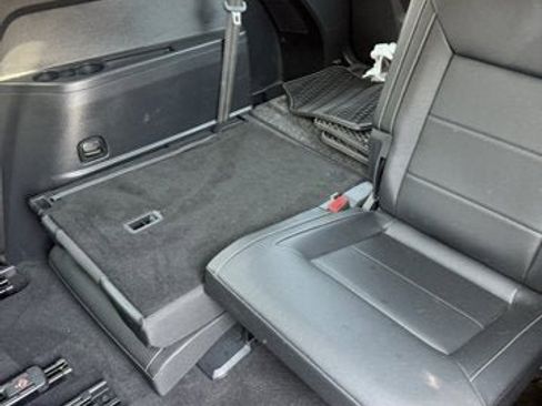 Used 2021 Volkswagen Atlas SE image 9