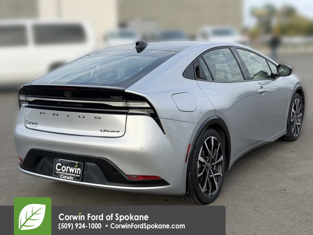 Used 2024 Toyota Prius Prime FWD image 15