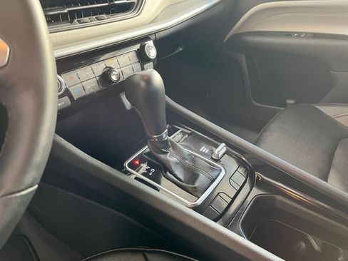 Used 2025 Jeep Compass Limited image 51