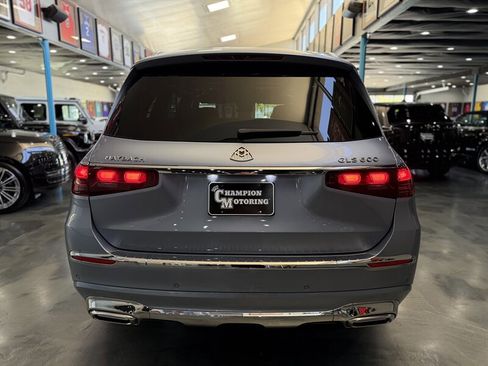 Used 2026 Mercedes-Benz Maybach GLS 600 4MATIC image 6