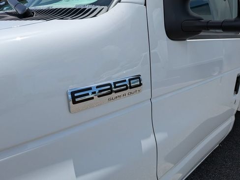 New 2026 Ford E-350 and Econoline 350 Super Duty w/ Power Equipment Group RWD image 12