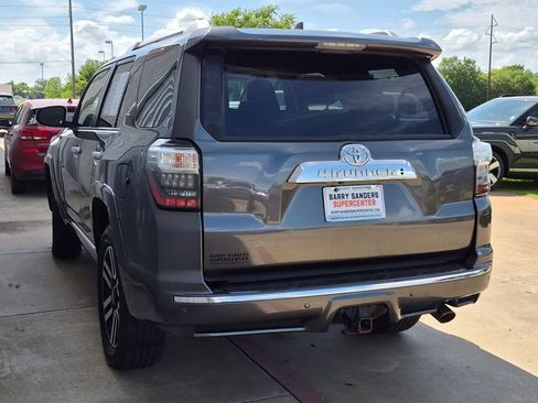 Used 2016 Toyota 4Runner Limited w/ Convenience Package AWD/4WD image 4