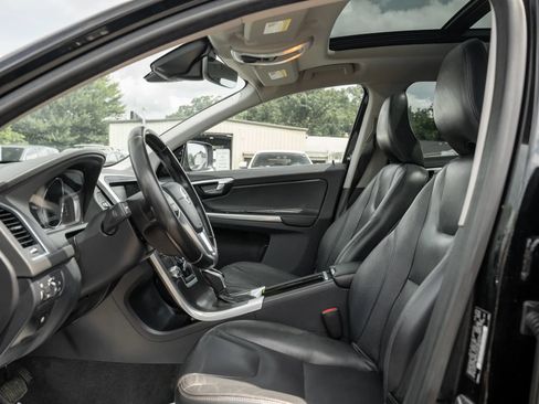 Used 2016 Volvo XC60 T5 Premier AWD/4WD image 7