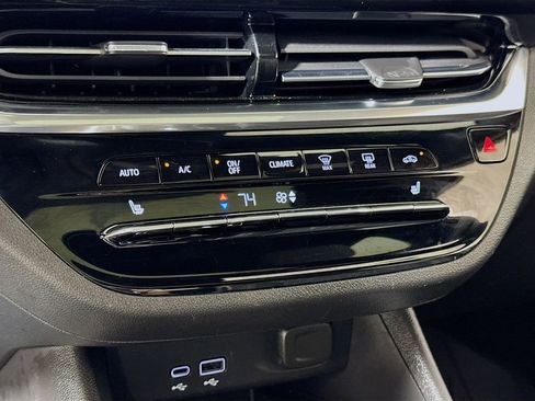 Used 2024 Buick Envista Avenir image 13