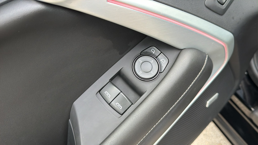 Used 2023 Chevrolet Camaro SS RWD image 14