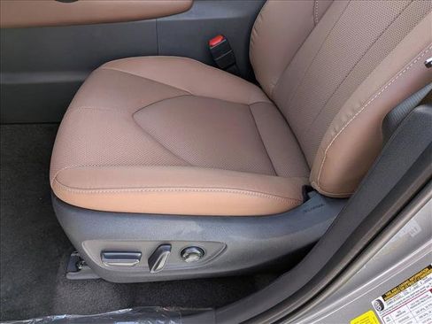 New 2026 Toyota Grand Highlander AWD image 4