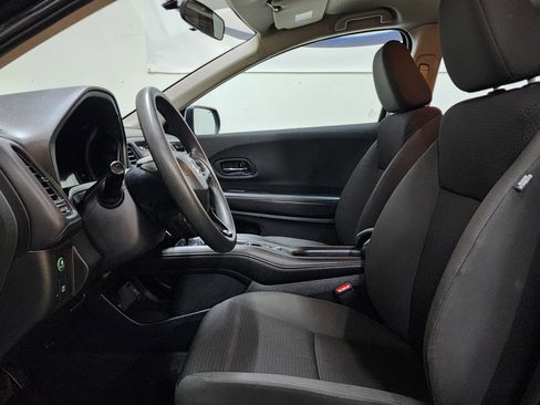 Used 2021 Honda HR-V LX image 13