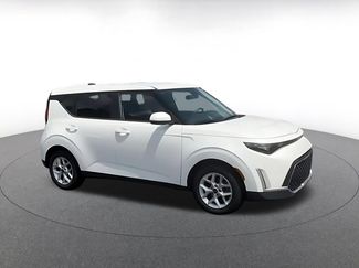 Used 2025 Kia Soul LX w/ LX Technology Package FWD video 2