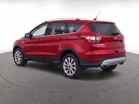 Used 2018 Ford Escape Titanium AWD/4WD image 3