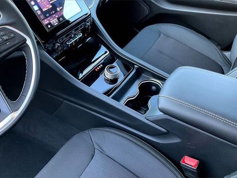 New 2025 Jeep Grand Cherokee L Laredo w/ Luxury Tech Group I image 7