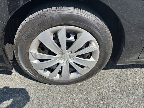 Used 2023 Subaru Impreza 2.0i AWD/4WD image 17