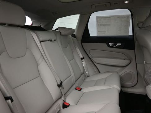 New 2026 Volvo XC60 T8 Ultra w/ Protection Package Premier AWD/4WD image 35