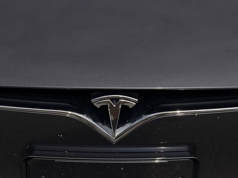 Used 2021 Tesla Model S Long Range Plus AWD/4WD image 34