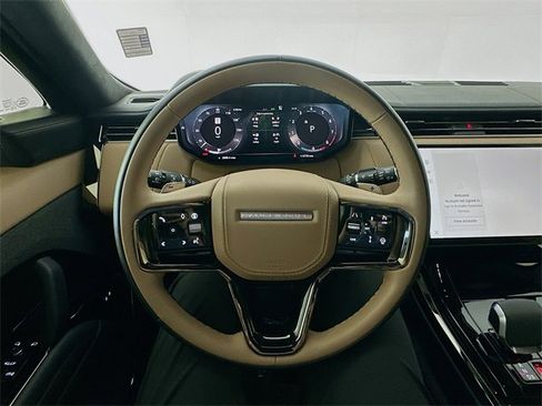 Used 2025 Land Rover Range Rover Sport Autobiography image 10