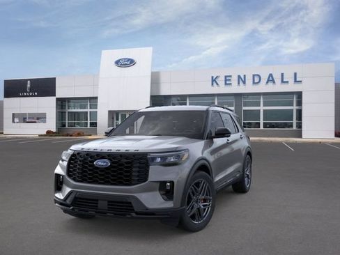 Used 2026 Ford Explorer ST-Line w/ ST-Line Street Pack AWD/4WD image 2