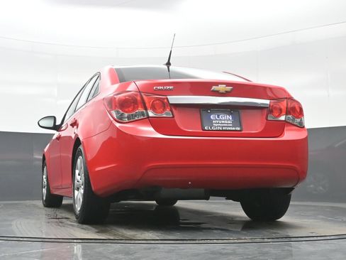 Used 2014 Chevrolet Cruze LS image 29