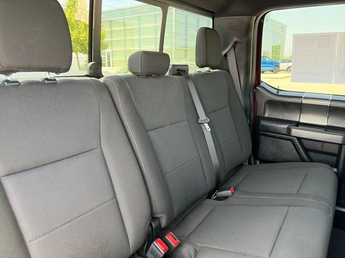 Used 2018 Ford F150 XLT w/ Equipment Group 302A Luxury AWD/4WD image 35