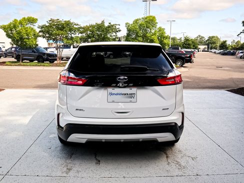 Used 2021 Ford Edge SEL AWD/4WD image 10