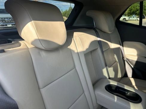 Used 2017 Buick Encore Essence w/ Experience Buick Package FWD image 27