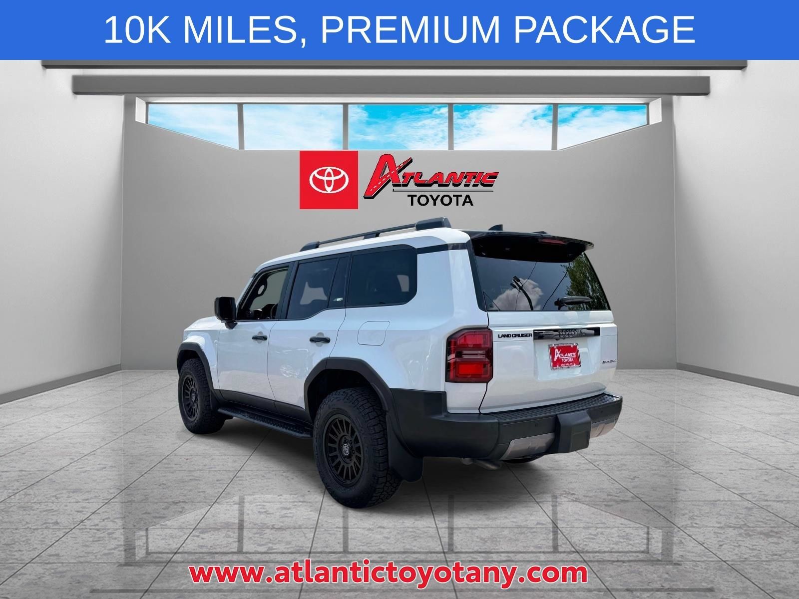 Used 2025 Toyota Land Cruiser w/ Premium Package AWD/4WD image 5