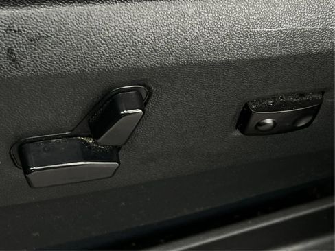 Used 2019 Dodge Grand Caravan GT FWD image 25