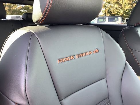 Used 2025 Nissan Rogue SV image 40