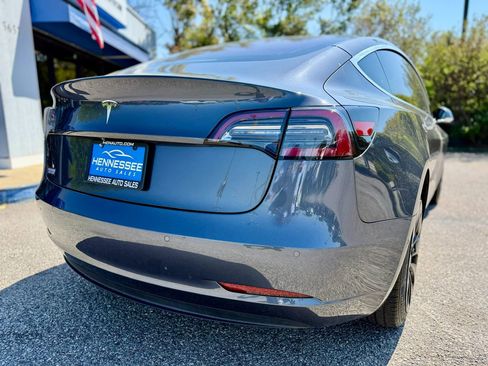 Used 2018 Tesla Model 3 Long Range image 14
