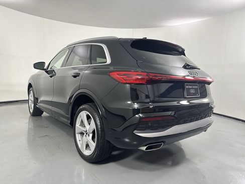 Used 2025 Audi Q5 Premium Plus w/ Premium Plus AWD/4WD image 31