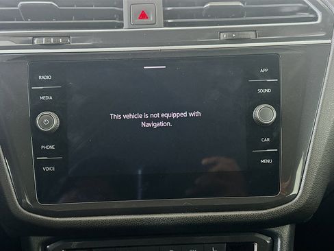 Used 2024 Volkswagen Tiguan Wolfsburg Edition image 21