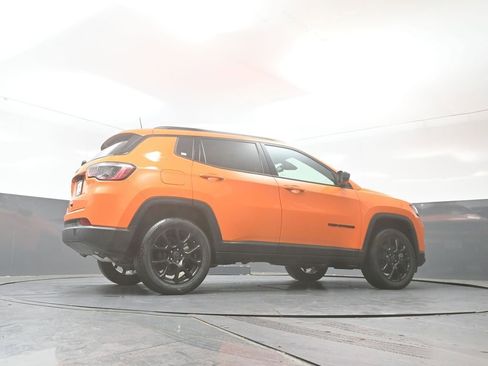 New 2026 Jeep Compass Latitude AWD/4WD image 36