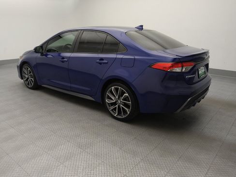 Used 2021 Toyota Corolla SE FWD image 3