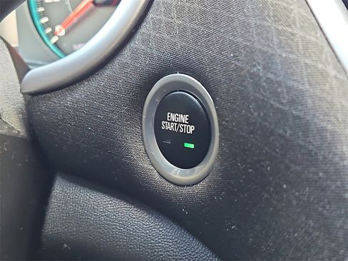 Used 2021 Chevrolet Malibu RS image 20