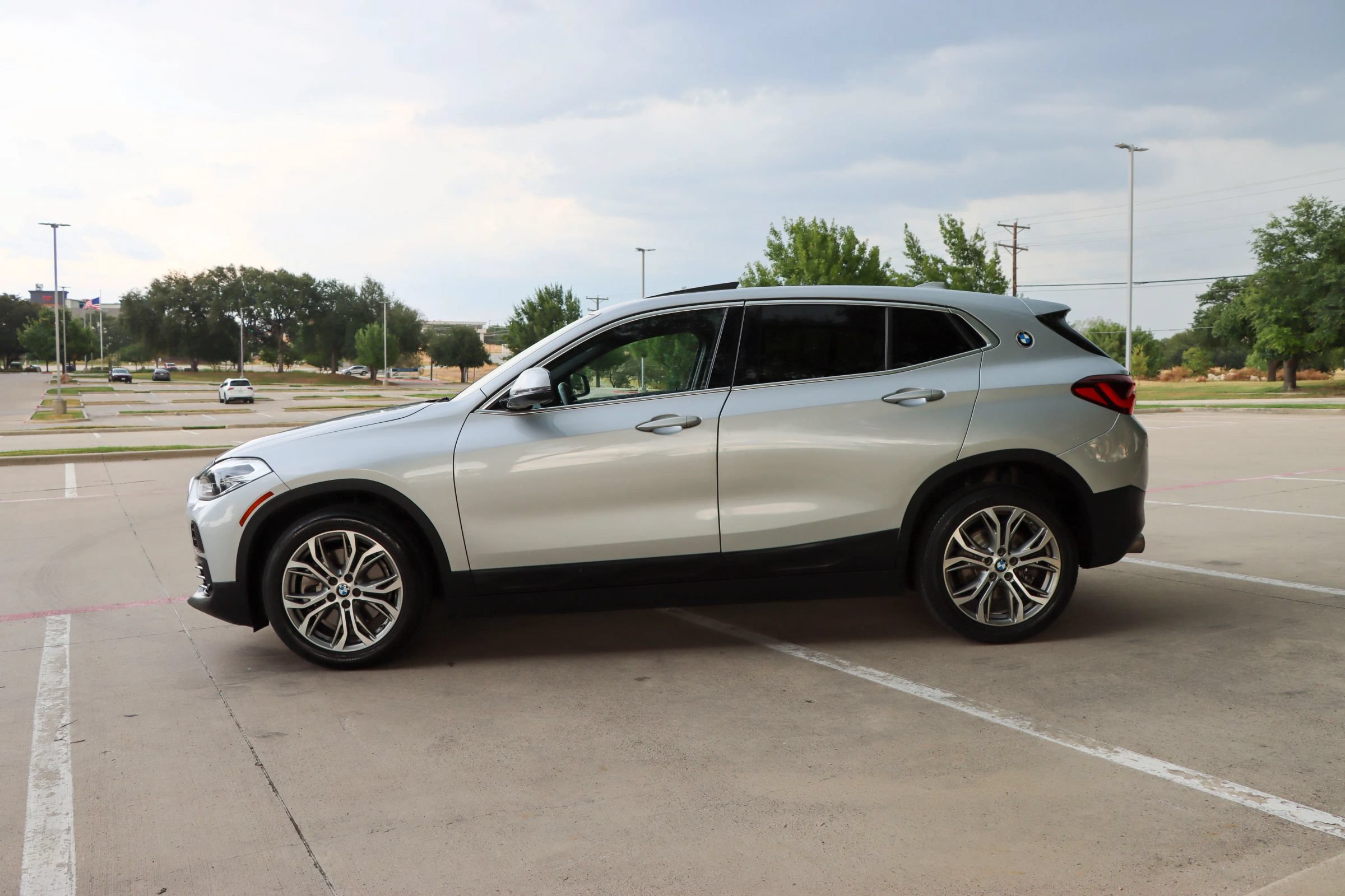 Used 2021 BMW X2 sDrive28i w/ Convenience Package FWD image 4