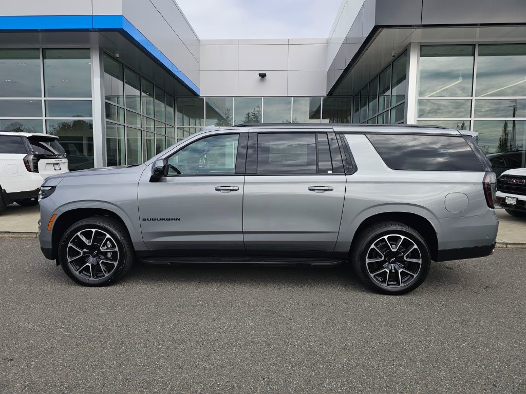 New 2026 Chevrolet Suburban RST w/ RST Capability Package AWD/4WD image 4