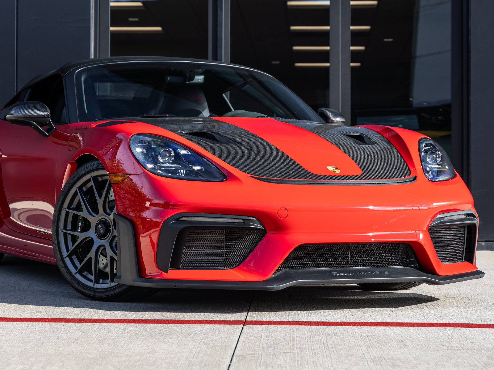 Certified 2025 Porsche 718 Boxster Spyder RS RWD image 9