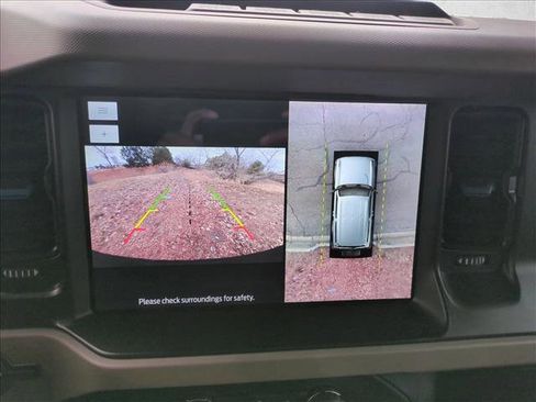 Used 2023 Ford Bronco Wildtrak image 14