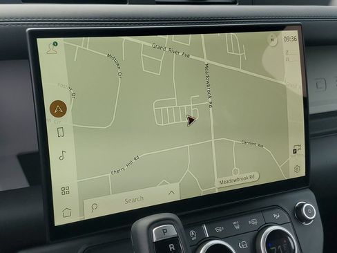 New 2026 Land Rover Defender 110 X-Dynamic SE AWD/4WD image 19