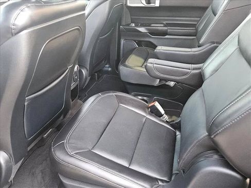 Used 2020 Ford Explorer Limited w/ Class III Trailer Tow Package RWD image 19
