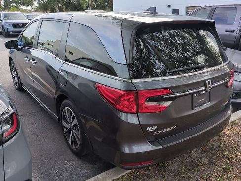 Used 2024 Honda Odyssey Touring image 4