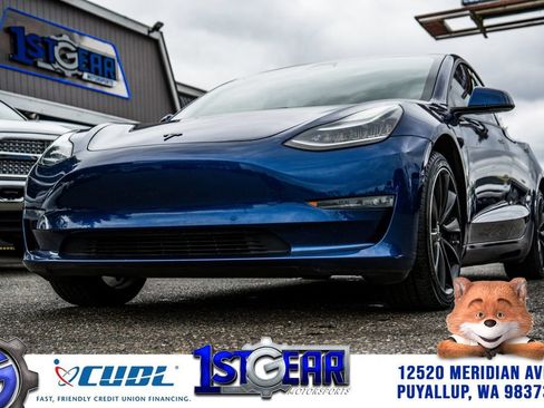 Used 2020 Tesla Model 3 Standard Range Plus RWD image 1